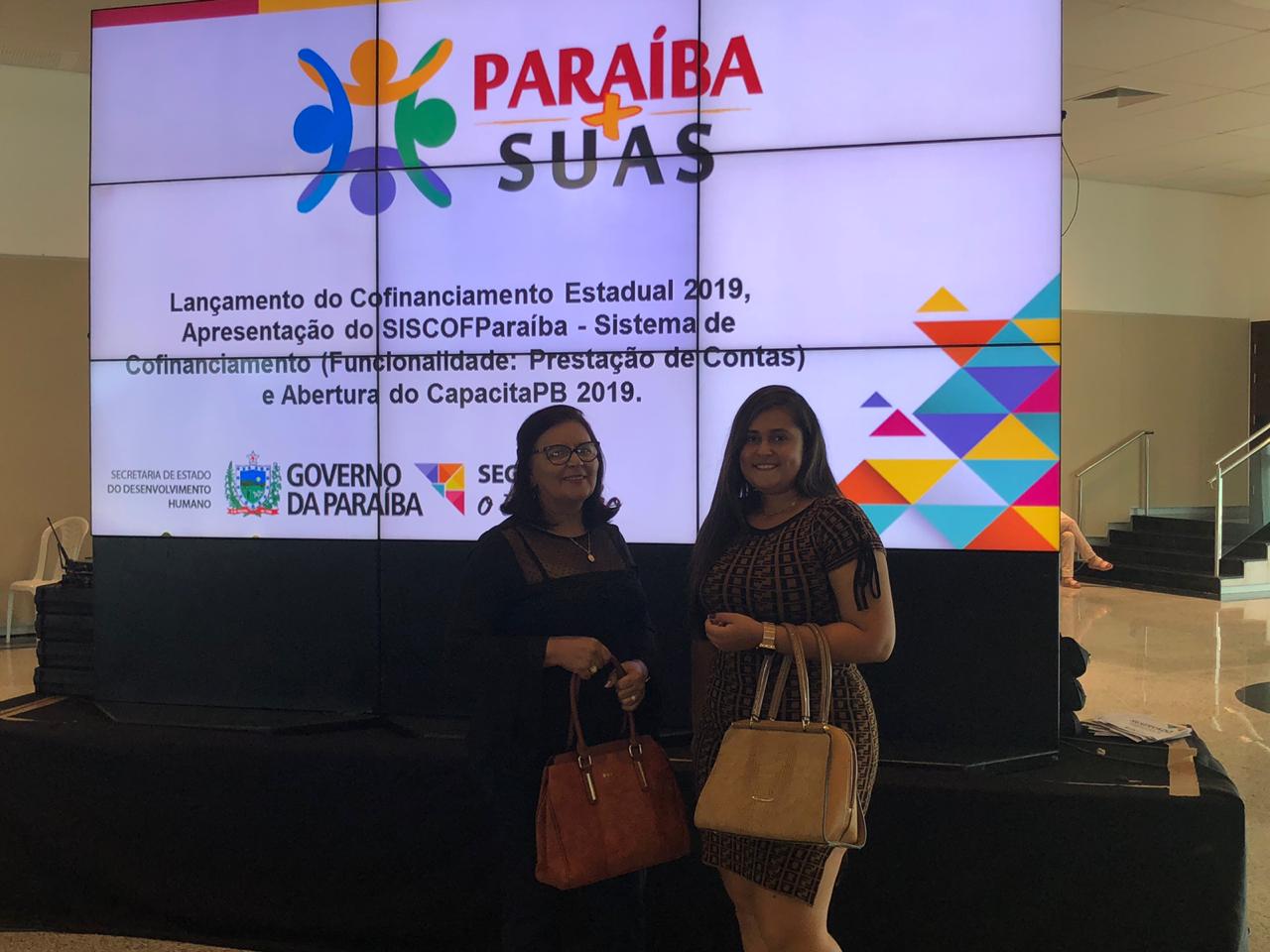 Secretária de Ação Social e Cidadania Karolina e a Diretora da Ação Social Aparecida Ramos participam na capital paraibana do curso ""Aprimoramento da Gestão do SUAS- Vigilância Socioassistencial, Gestão do Trabalho e Gestão Orçamentária e Financeira""