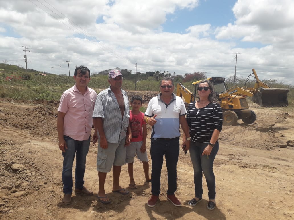 PREFEITURA MUNICIPAL DE SERTÃOZINHO REALIZA LIMPEZA E ESCAVAÇÃO EM AÇUDES E BARREIROS DA ZONA RURAL